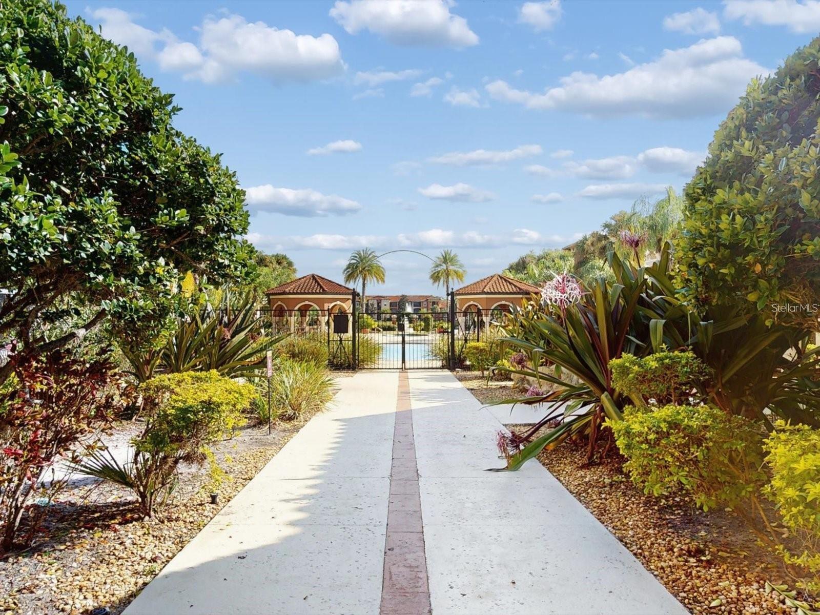 Image 21 of 27 For 5578 Metrowest Boulevard 203