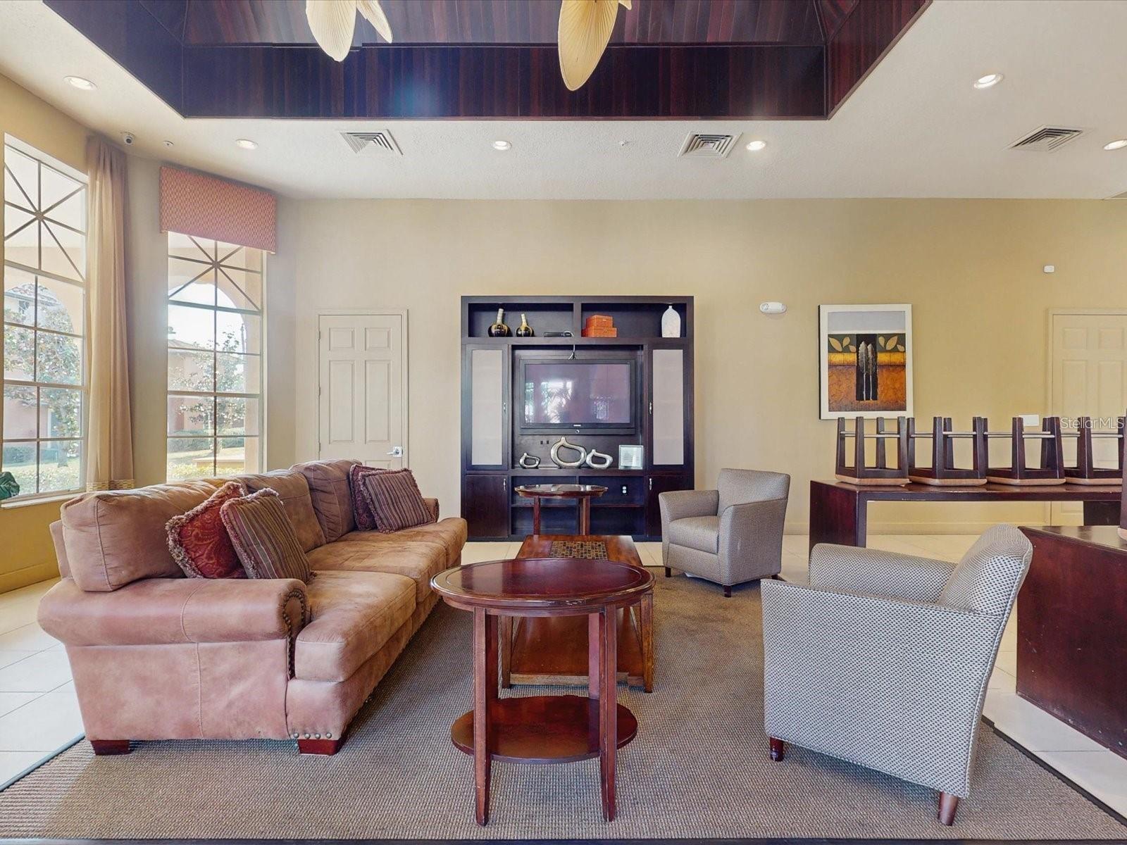 Image 22 of 27 For 5578 Metrowest Boulevard 203