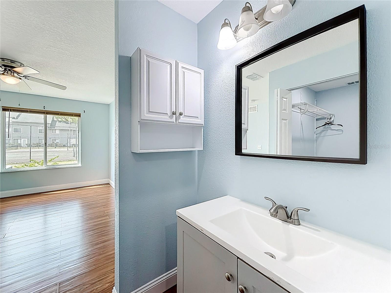 Image 35 of 47 For 2260 Grenwich Avenue 2260