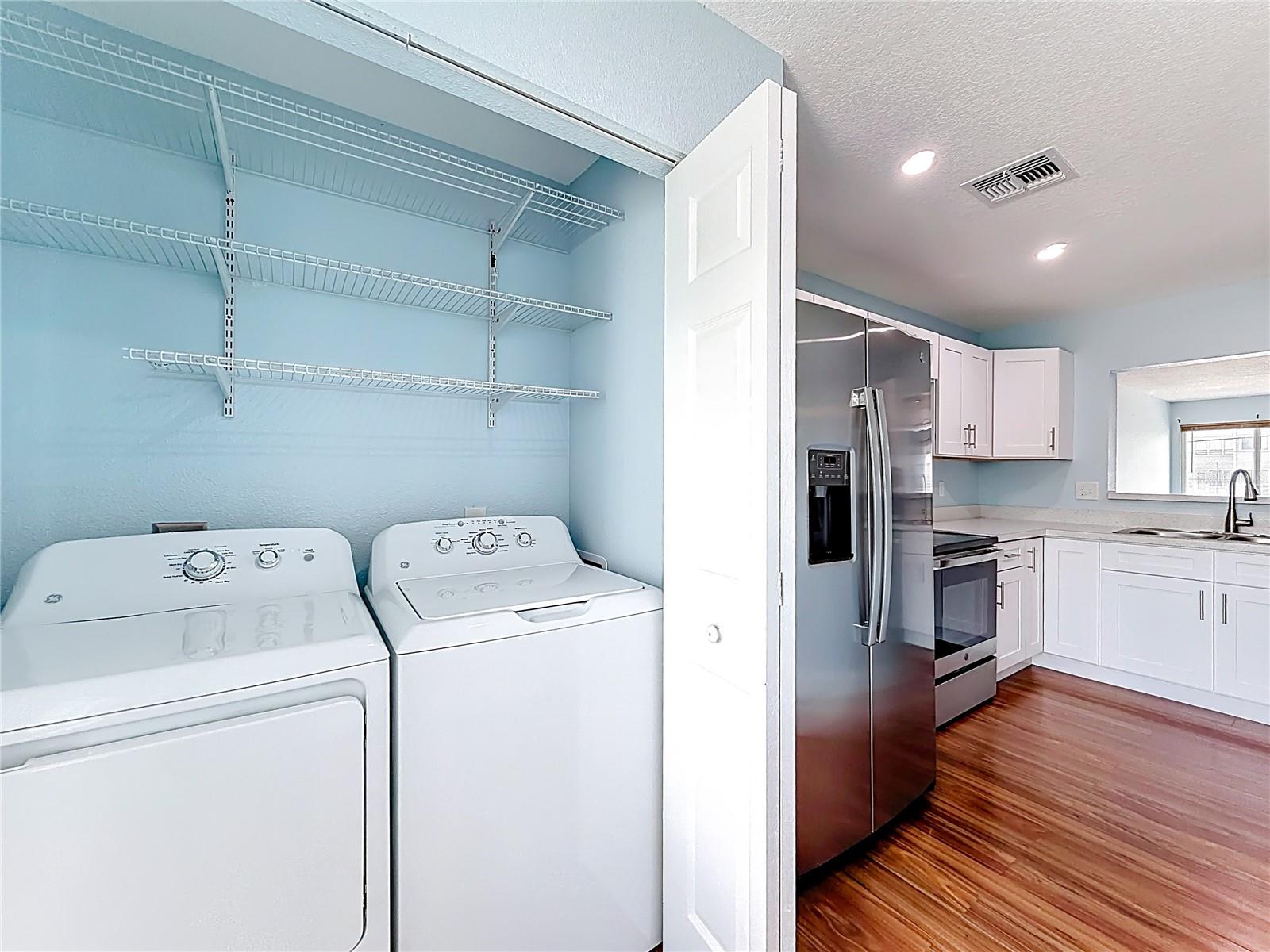 Image 39 of 47 For 2260 Grenwich Avenue 2260