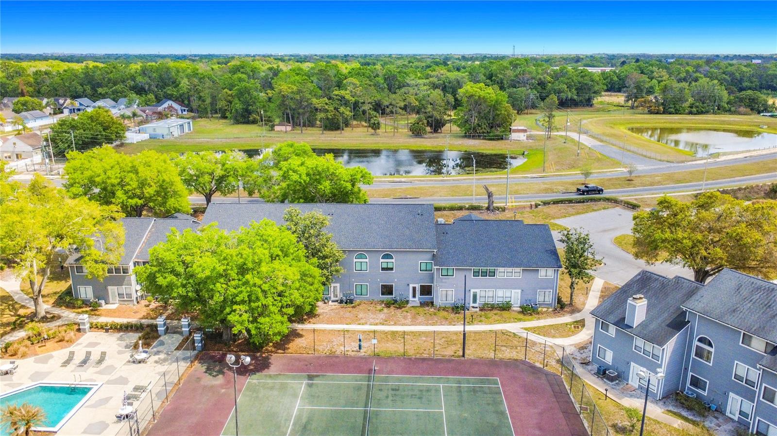 Image 43 of 47 For 2260 Grenwich Avenue 2260