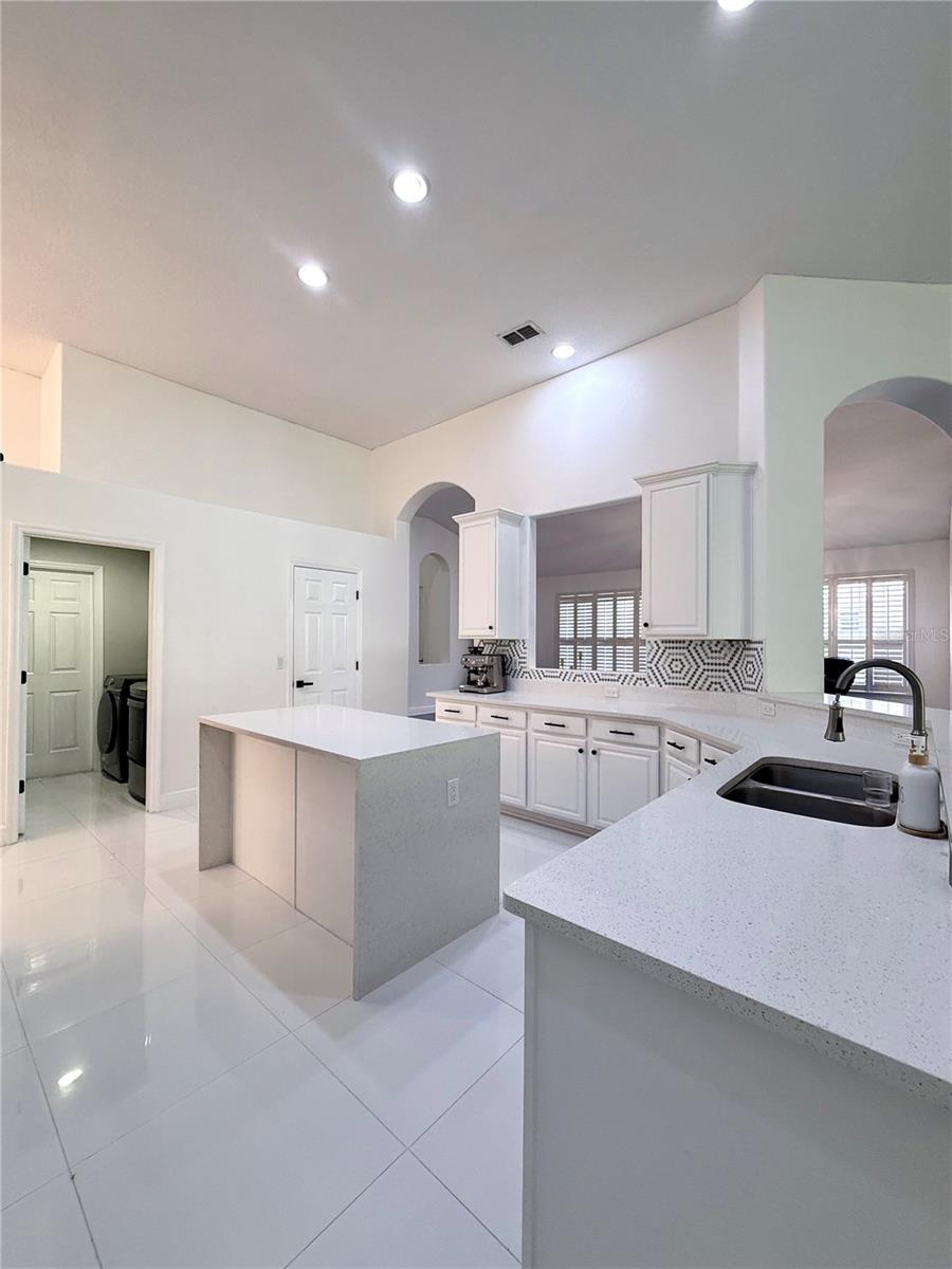 Image 12 of 18 For 12005 Summerspring Lakes Drive