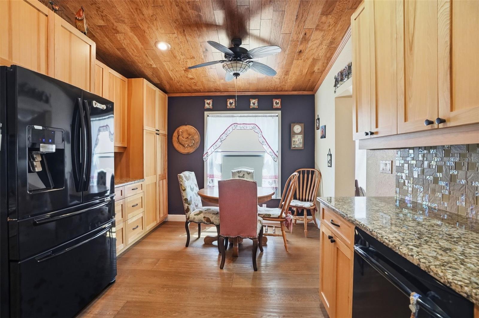 Image 13 of 28 For 363 Royal Palm Way