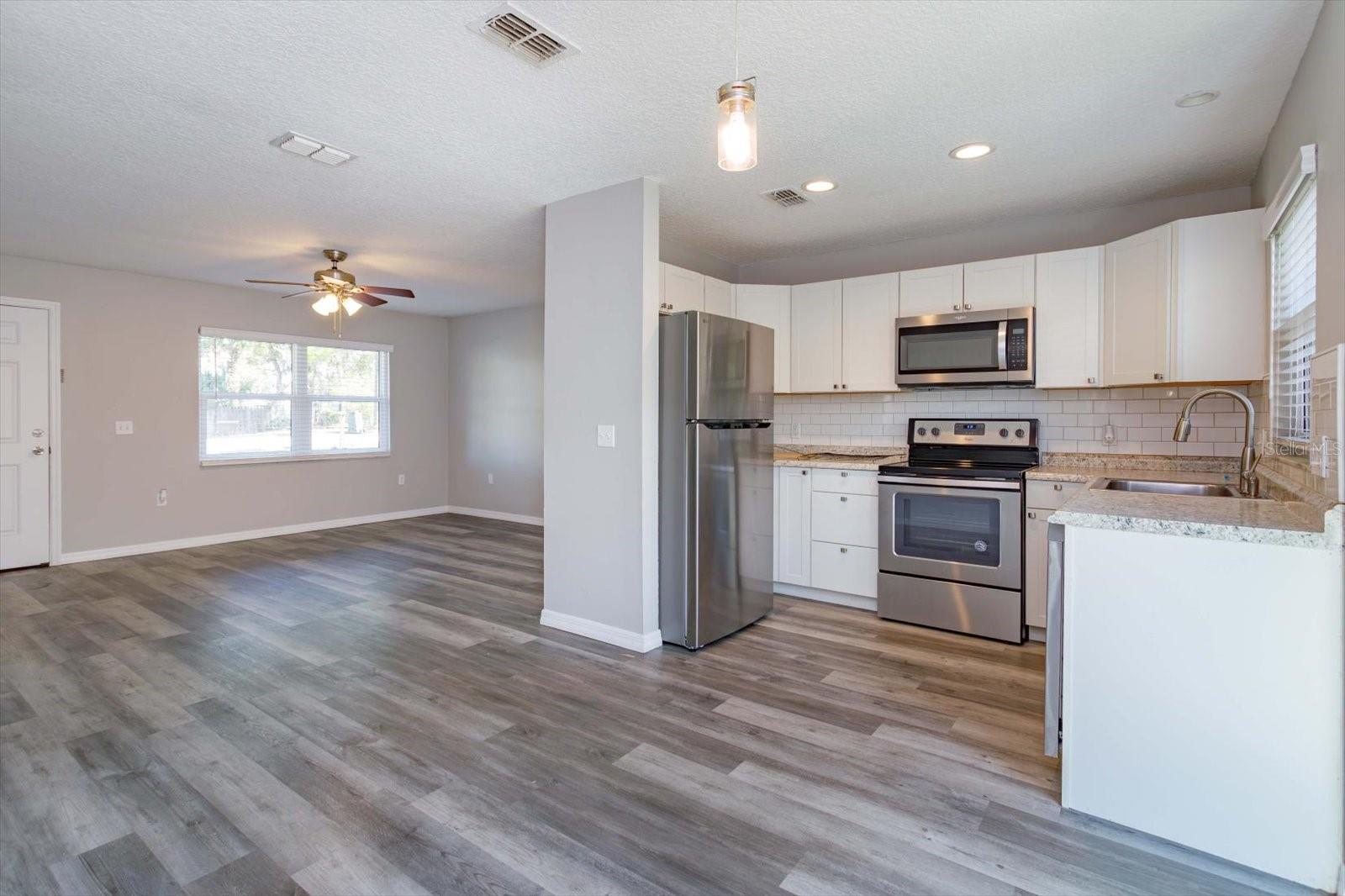 Image 9 of 20 For 302 Ballard Avenue