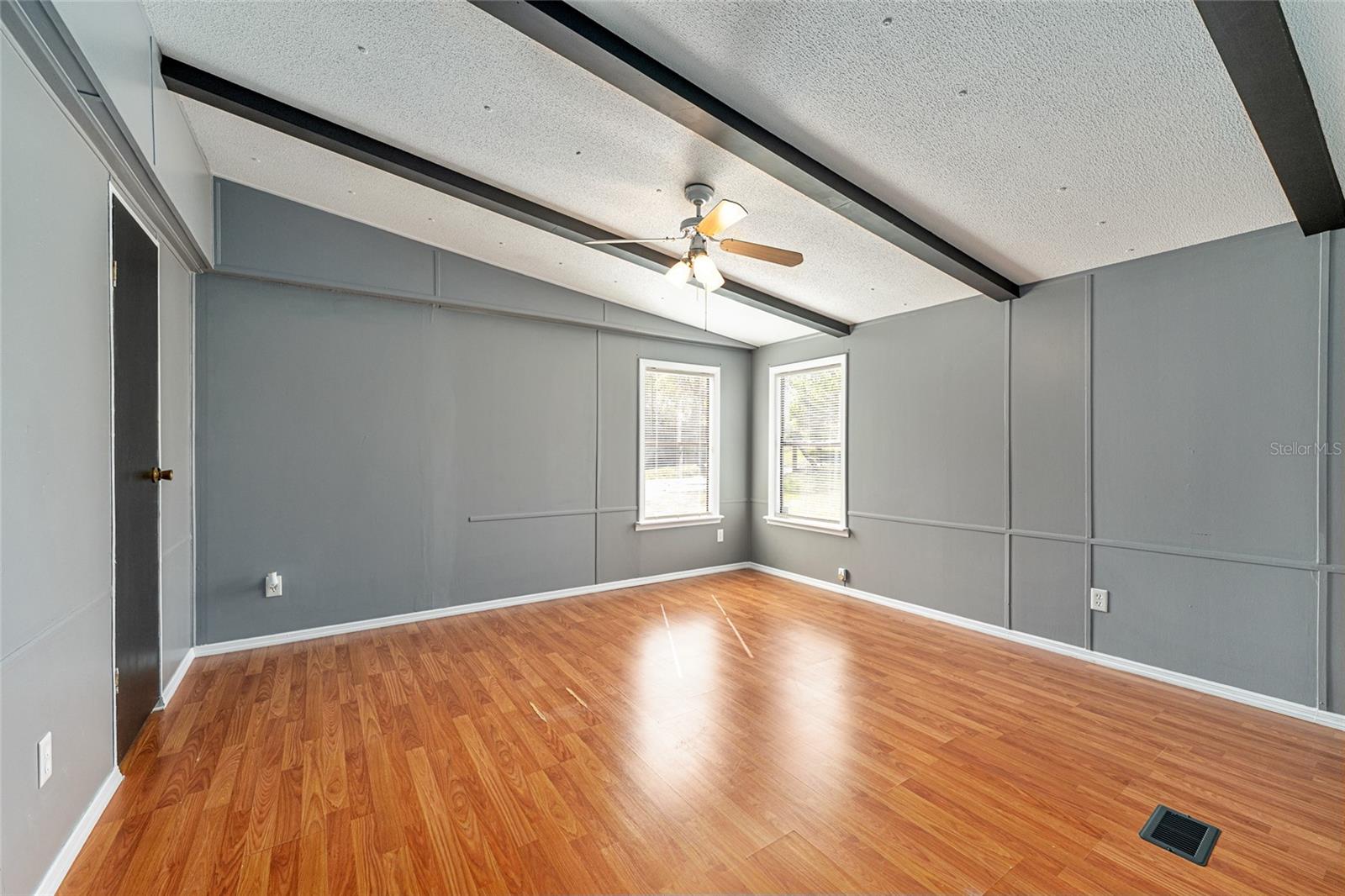 Image 21 of 74 For 5600 39th Street