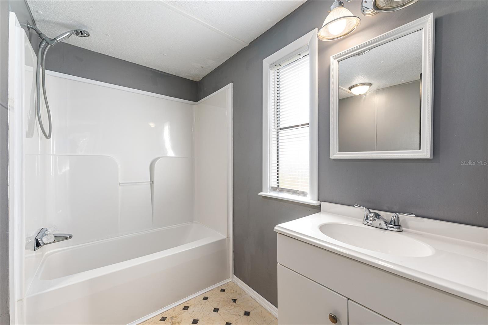 Image 31 of 74 For 5600 39th Street