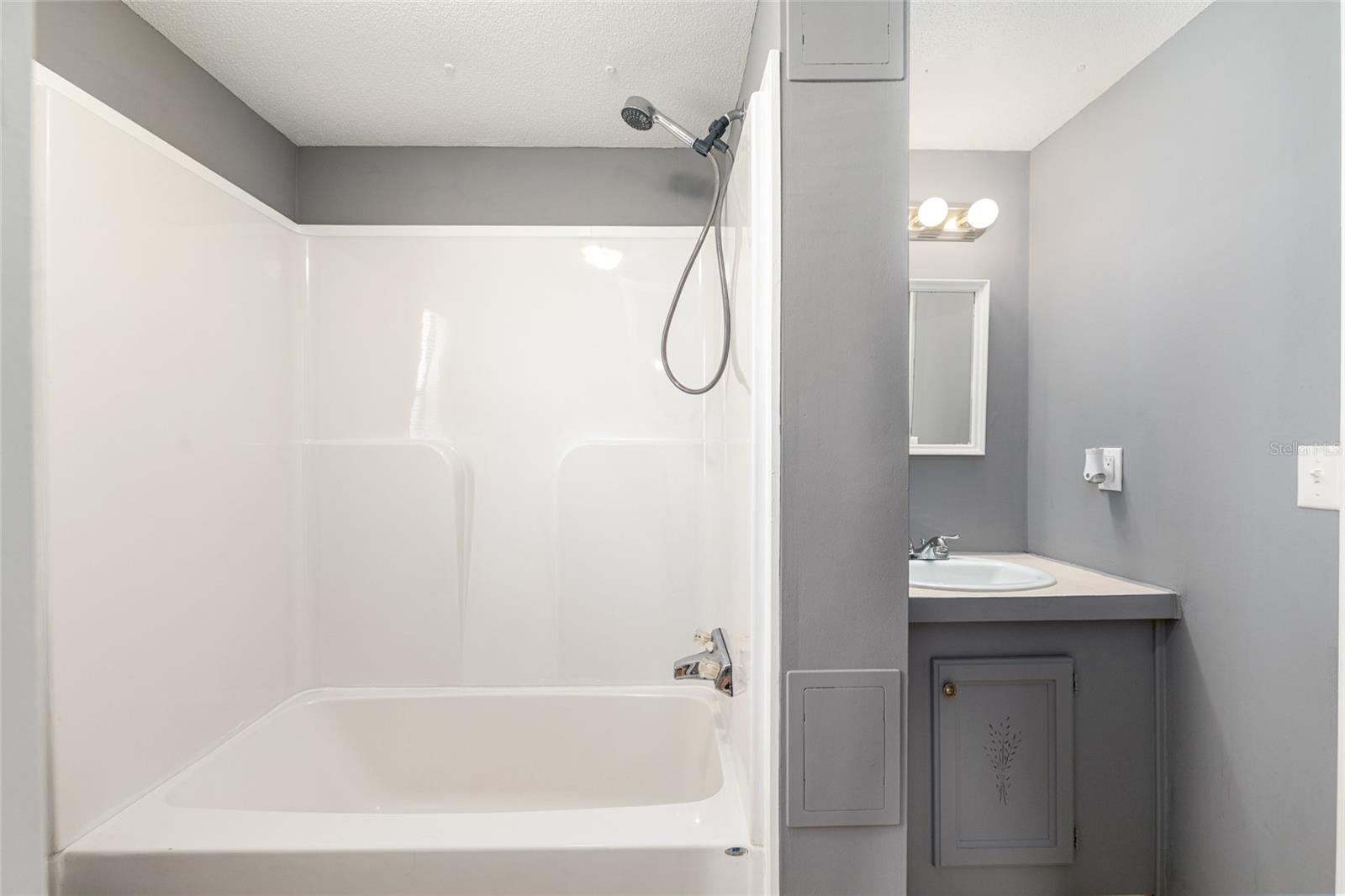 Image 36 of 74 For 5600 39th Street