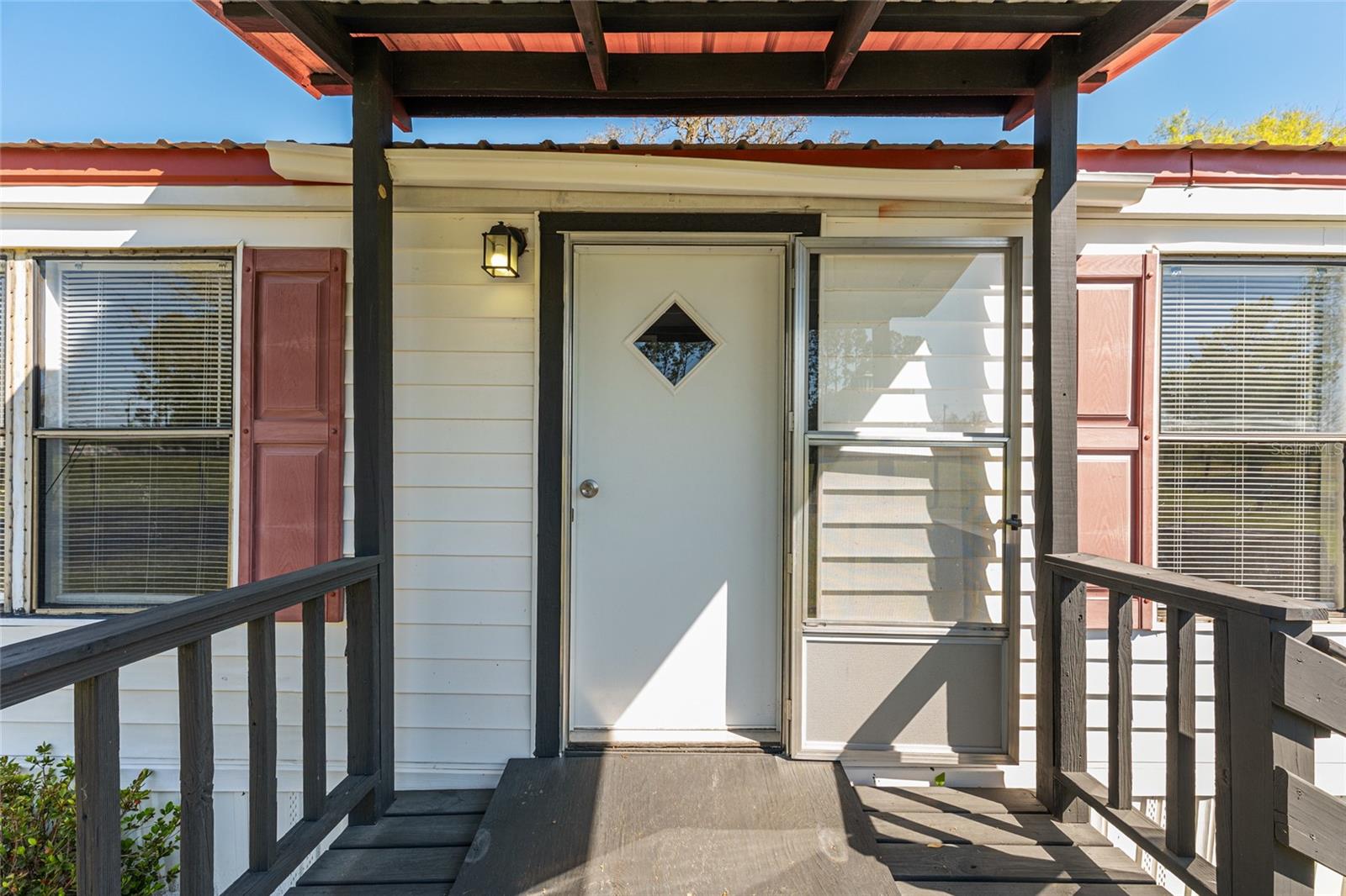 Image 46 of 74 For 5600 39th Street