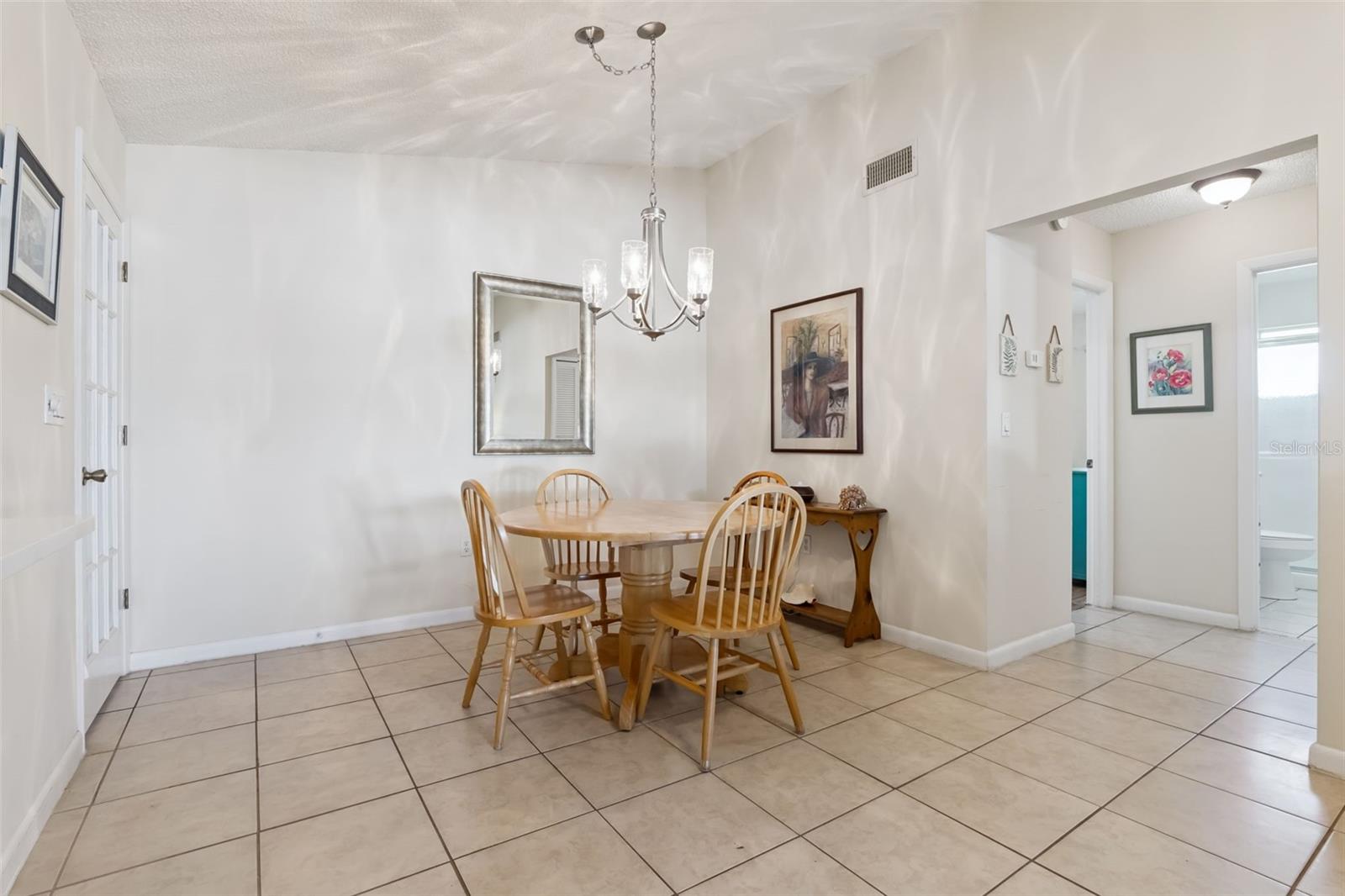 Image 6 of 20 For 1144 Ben More Drive