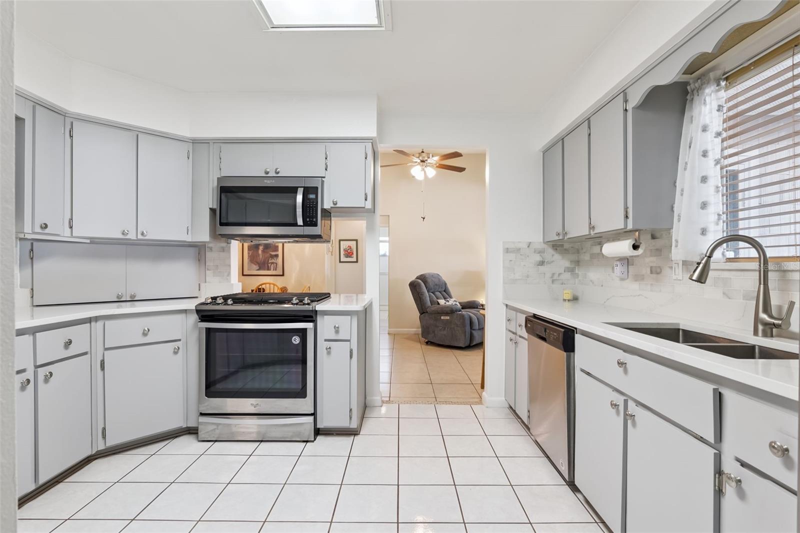 Image 7 of 20 For 1144 Ben More Drive