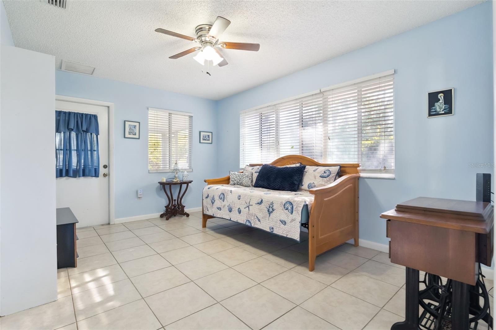 Image 9 of 20 For 1144 Ben More Drive