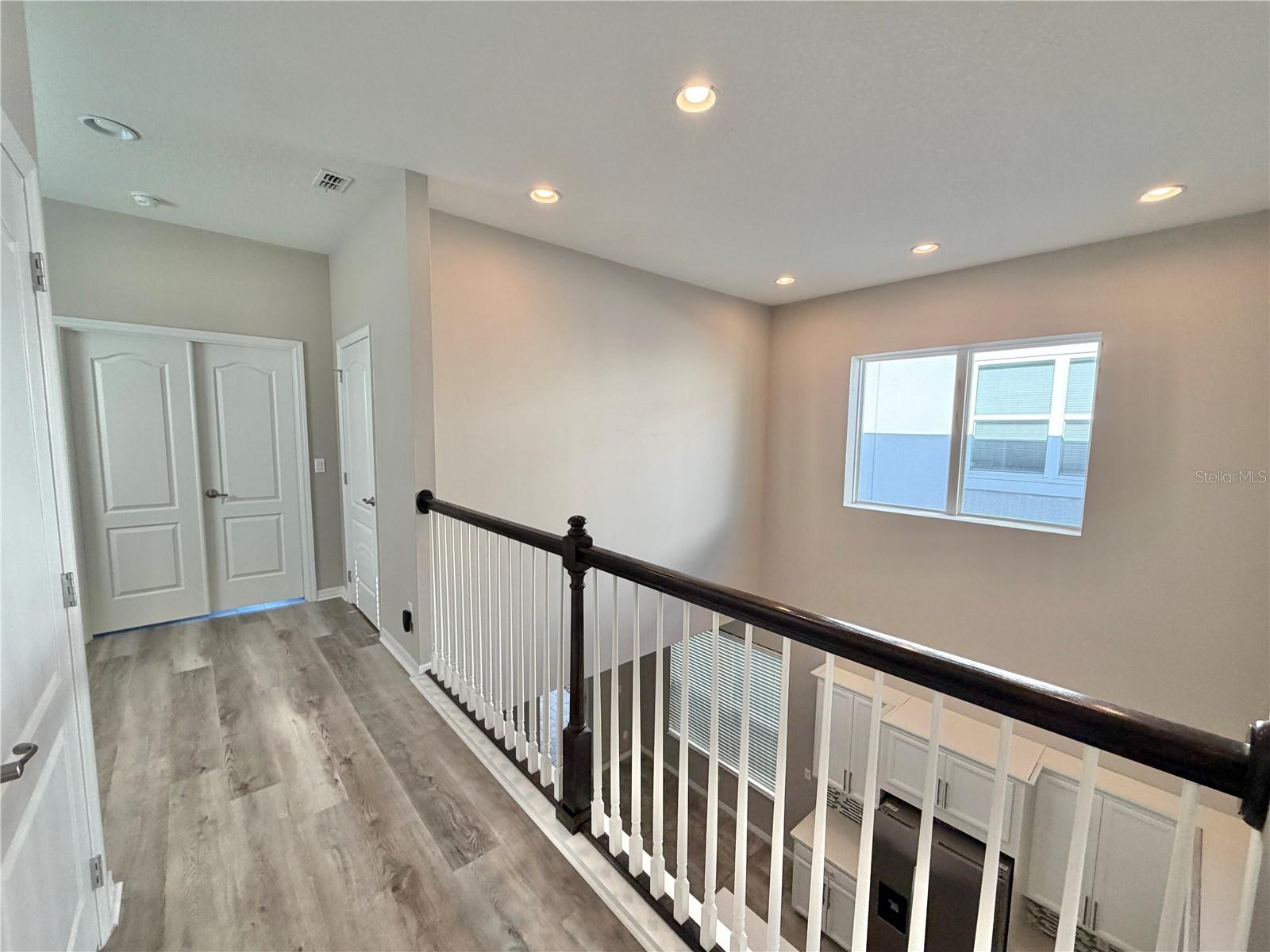 Image 11 of 33 For 15060 Andrew Aly