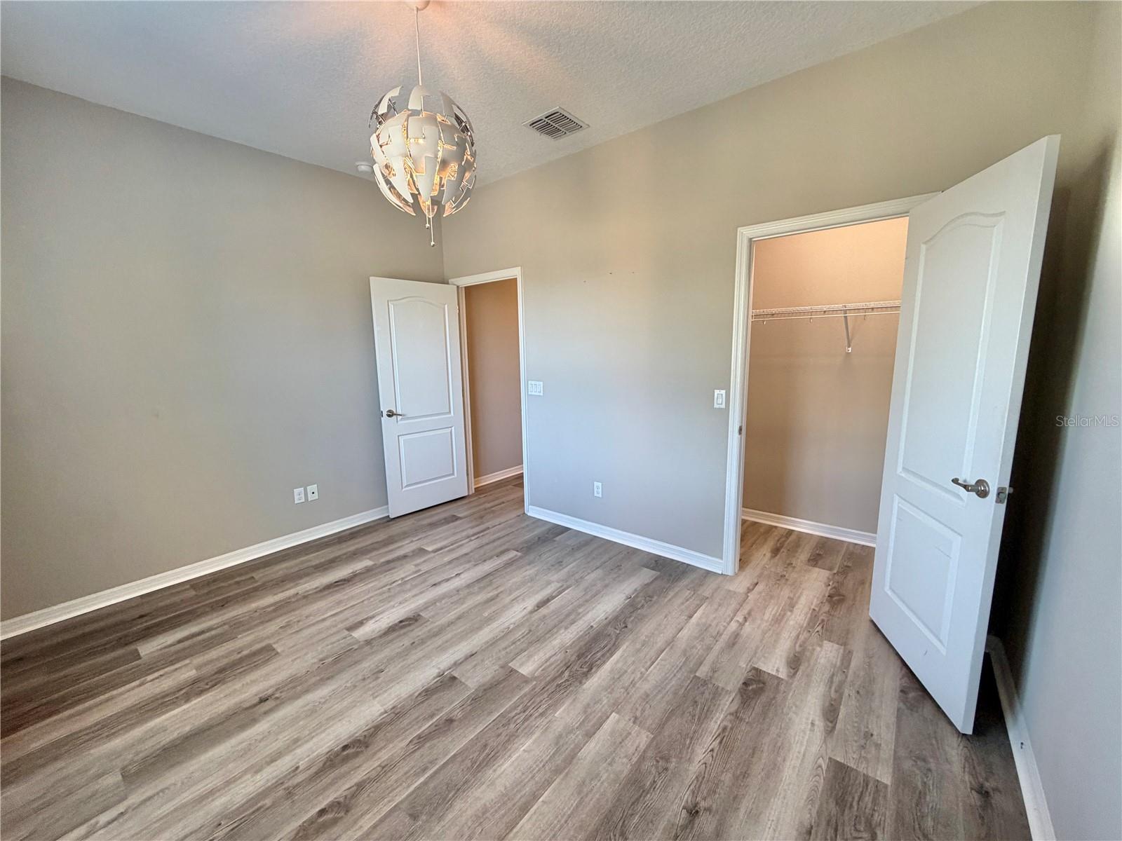 Image 20 of 33 For 15060 Andrew Aly