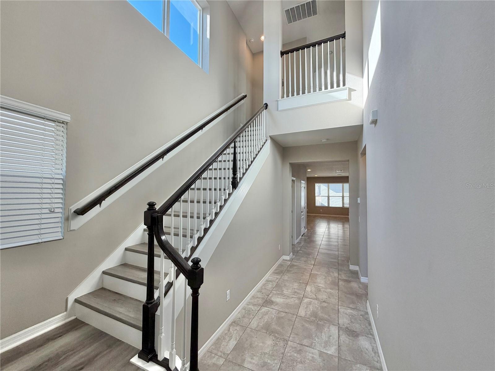 Image 3 of 33 For 15060 Andrew Aly