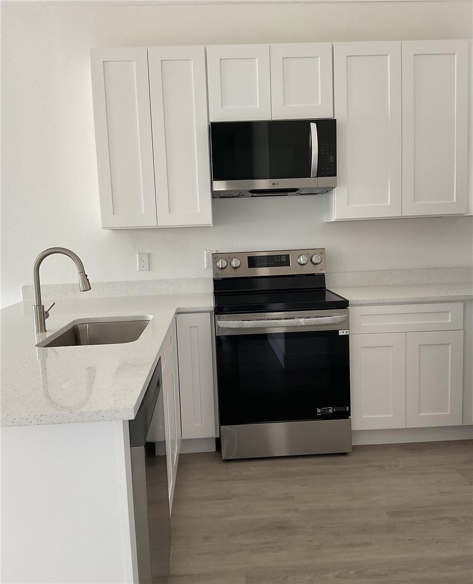 Image 7 of 13 For 1782 Coriander Drive