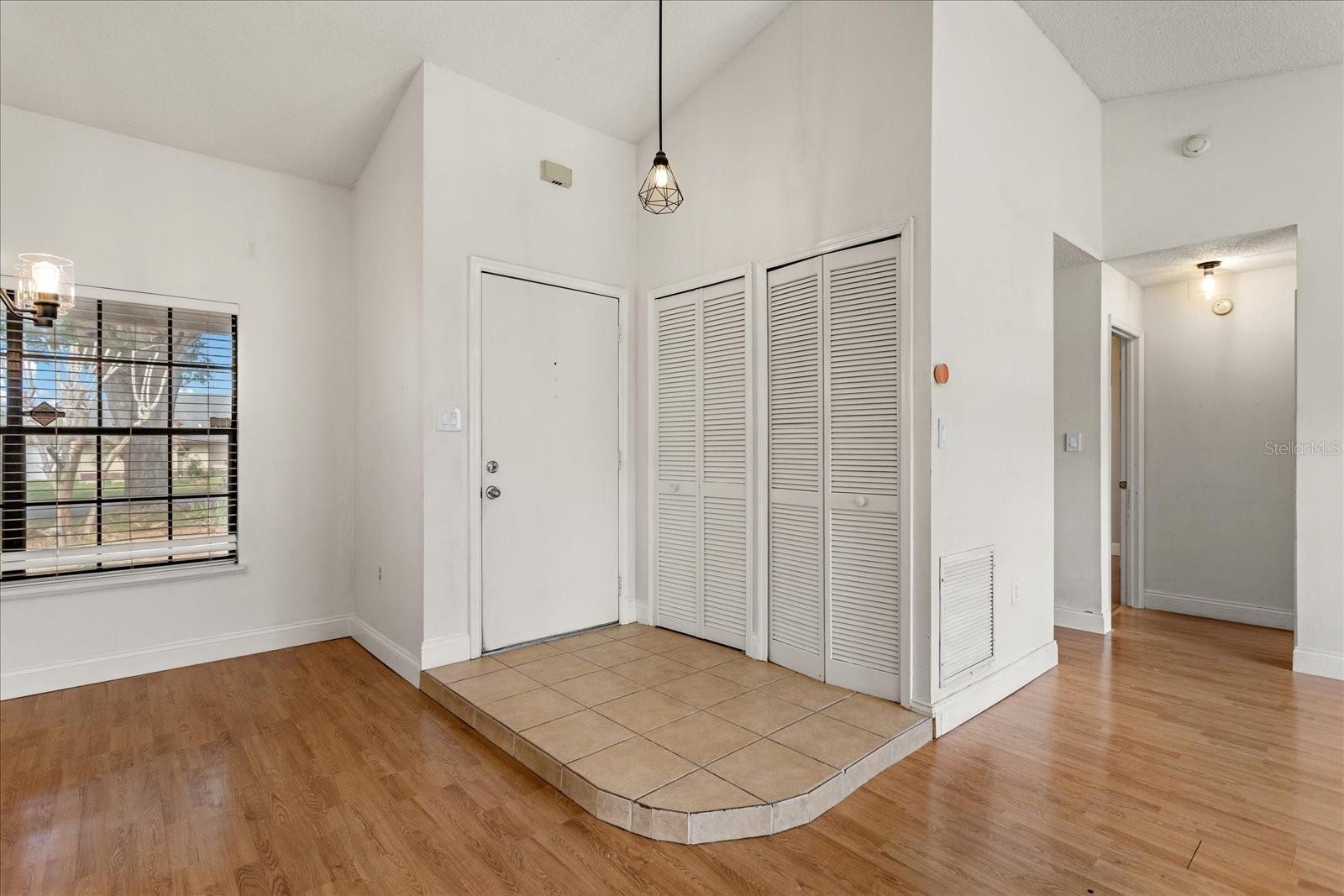 Image 3 of 23 For 5031 Water Wheel Court