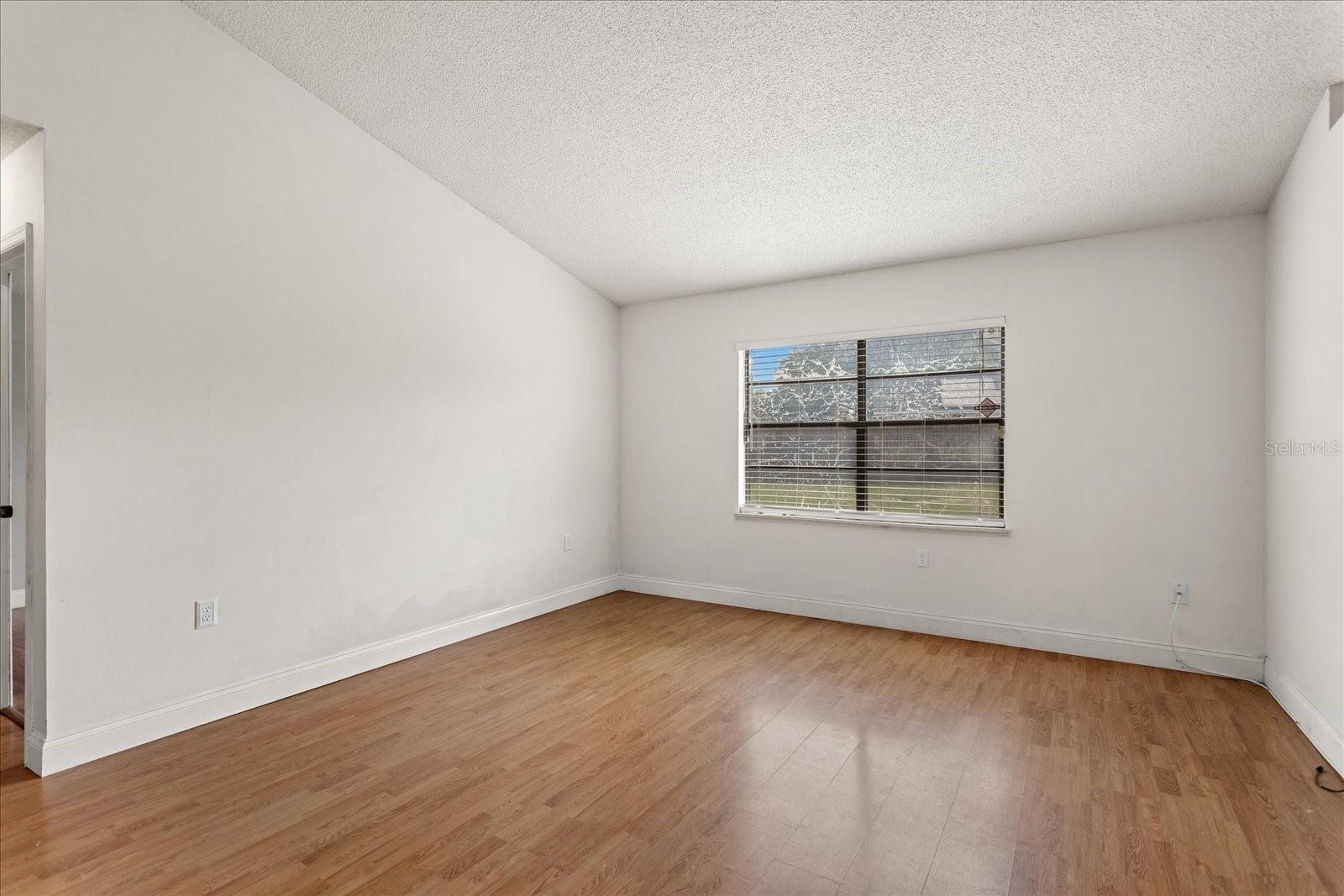 Image 5 of 23 For 5031 Water Wheel Court