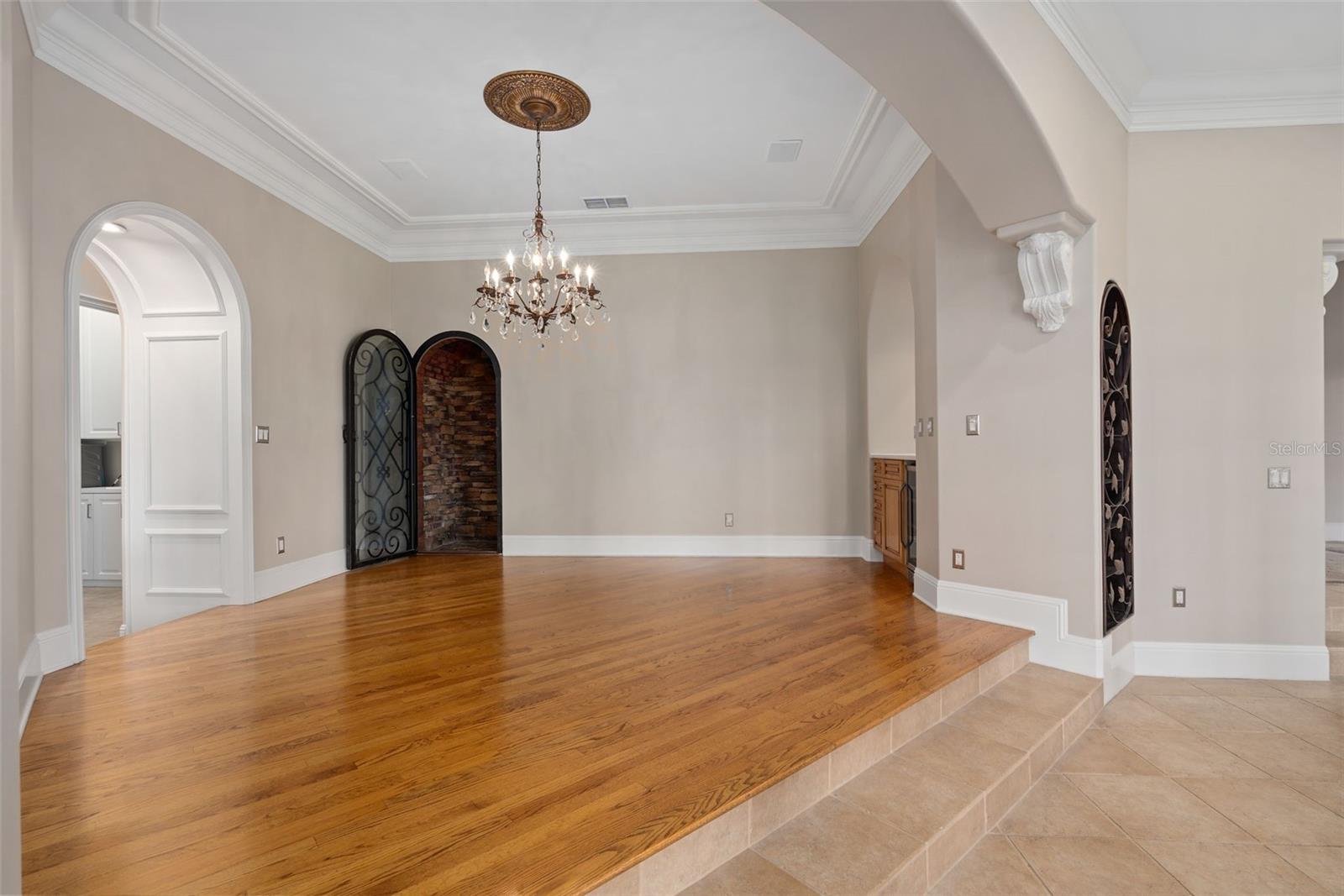 Image 22 of 86 For 5143 Cranes Point Court