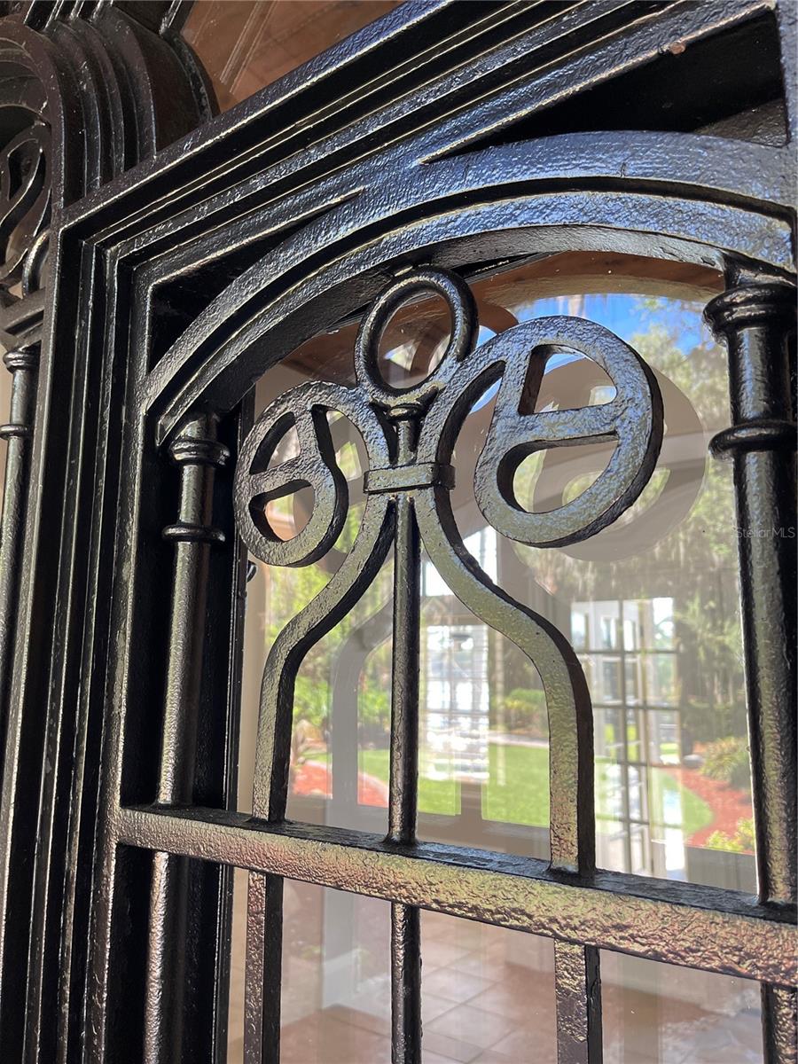 Image 29 of 86 For 5143 Cranes Point Court