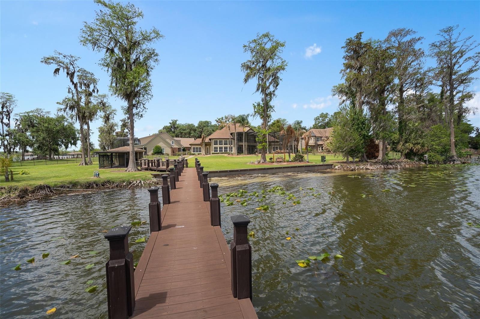 Image 36 of 86 For 5143 Cranes Point Court