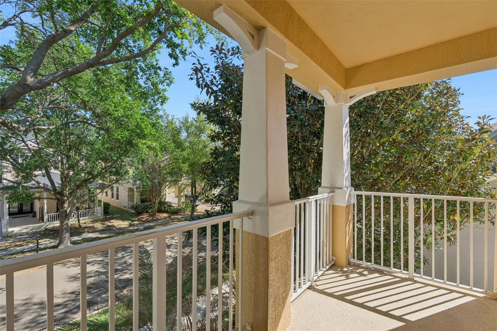 Image 17 of 53 For 6552 Helmsley Circle