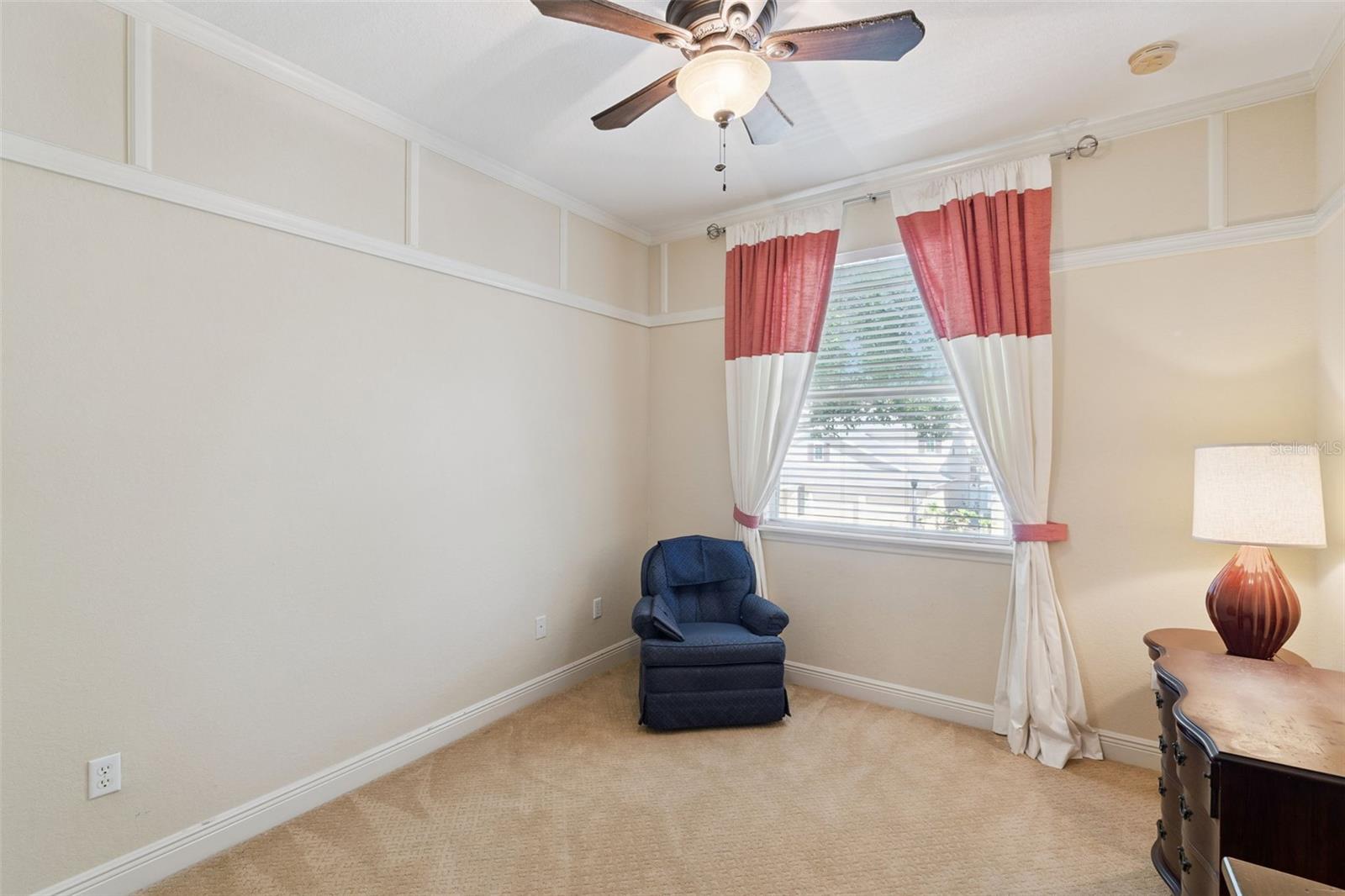 Image 27 of 53 For 6552 Helmsley Circle