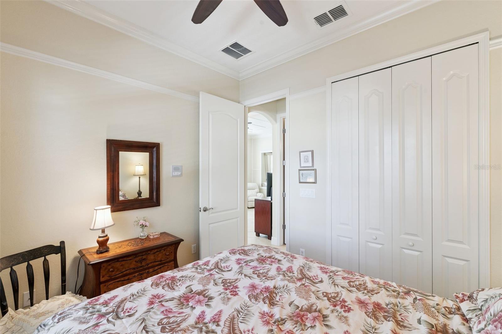 Image 31 of 53 For 6552 Helmsley Circle