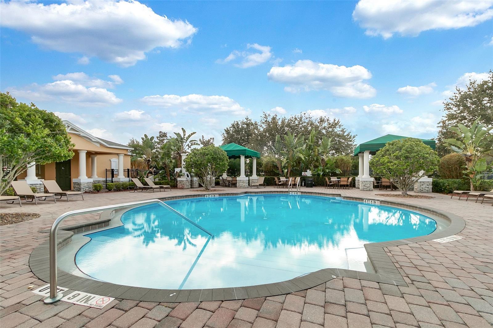 Image 40 of 53 For 6552 Helmsley Circle