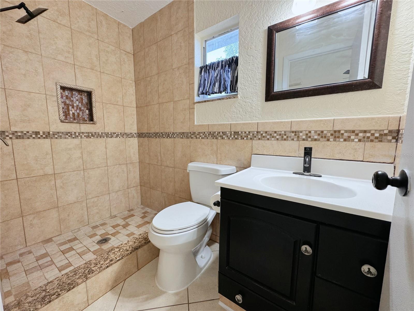 Image 23 of 30 For 7522 Laurel Springs Drive