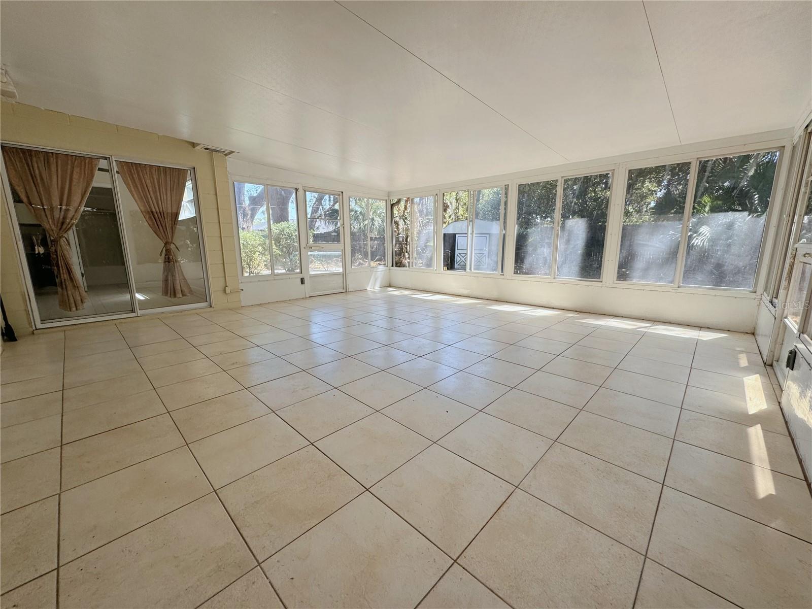 Image 26 of 30 For 7522 Laurel Springs Drive