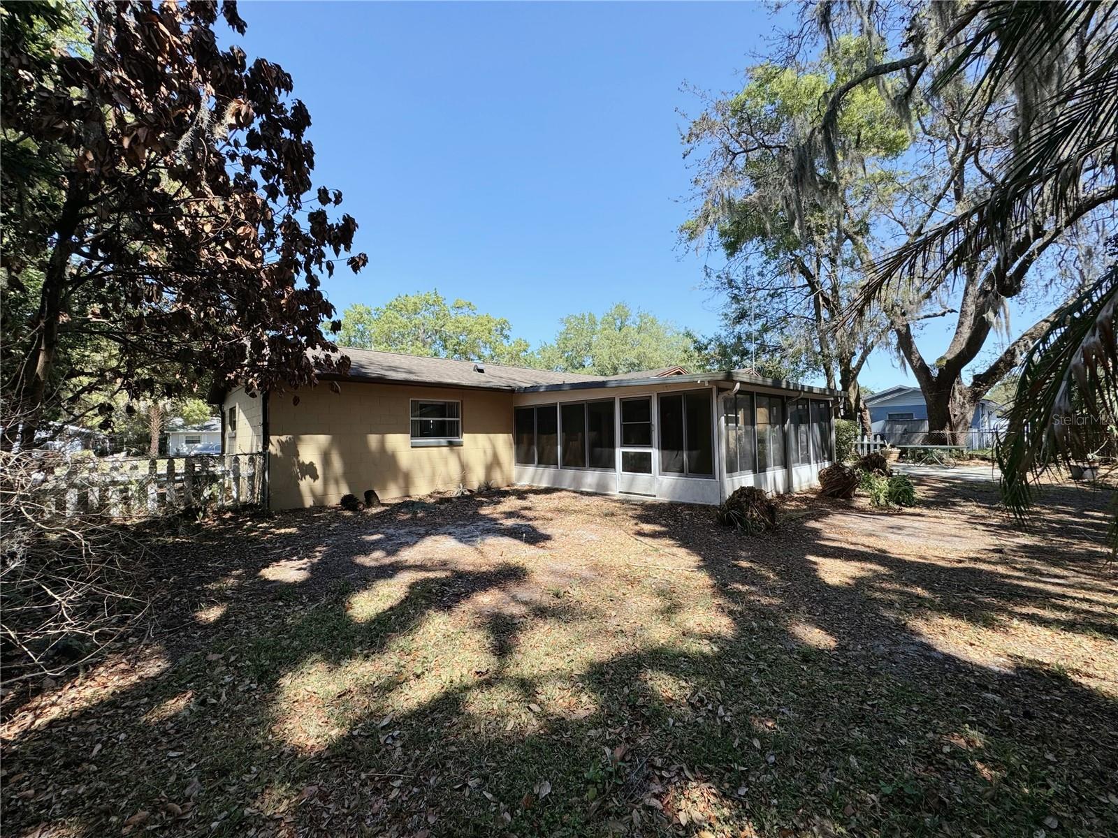 Image 27 of 30 For 7522 Laurel Springs Drive