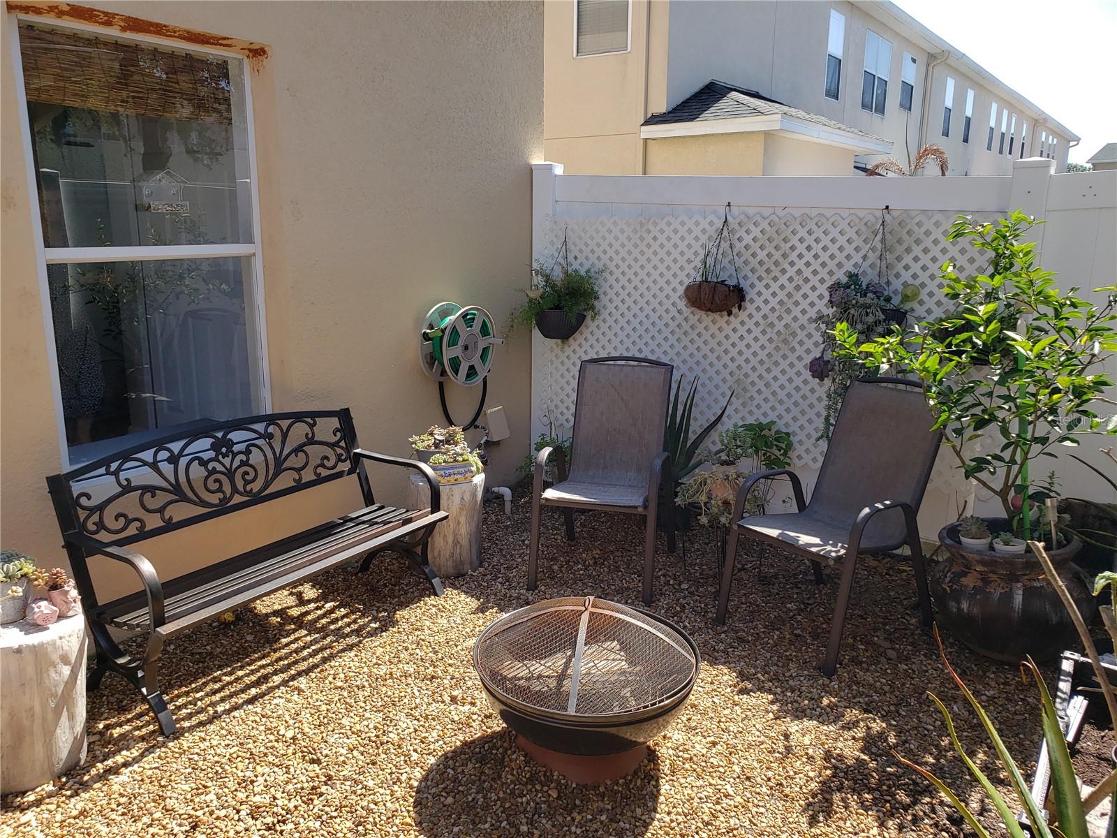 Image 13 of 39 For 16530 Cedar Crest Drive