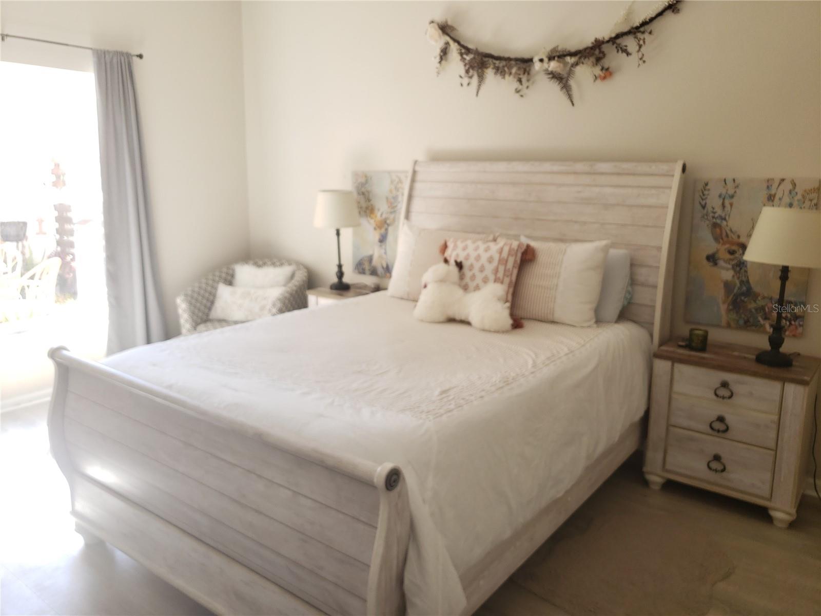 Image 14 of 39 For 16530 Cedar Crest Drive