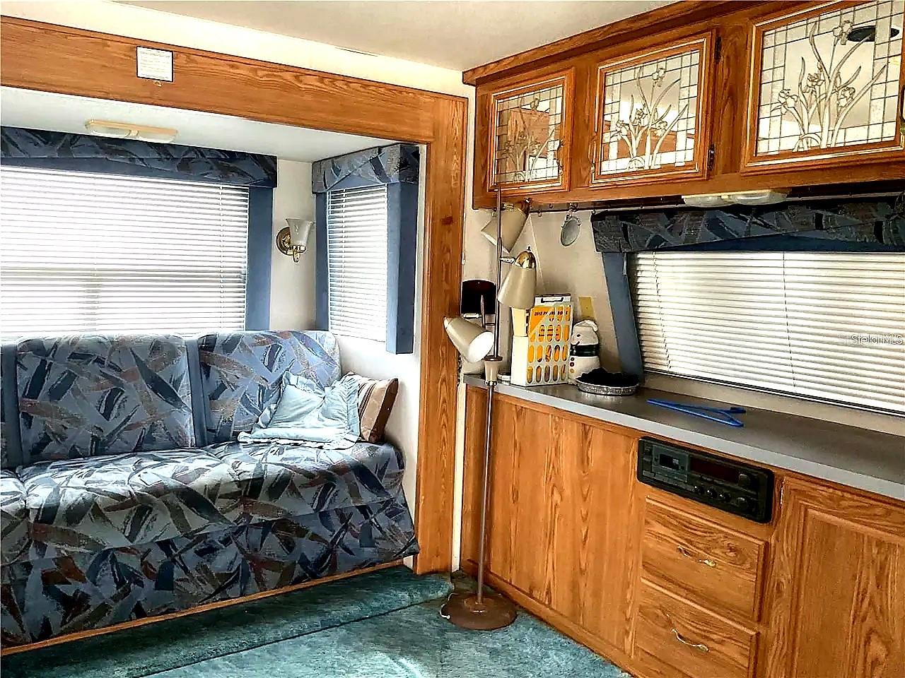 Image 6 of 10 For 38045 Bluebird Circle