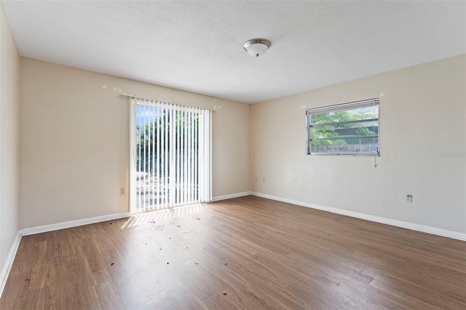 Image 14 of 25 For 2713 Greenfield Avenue