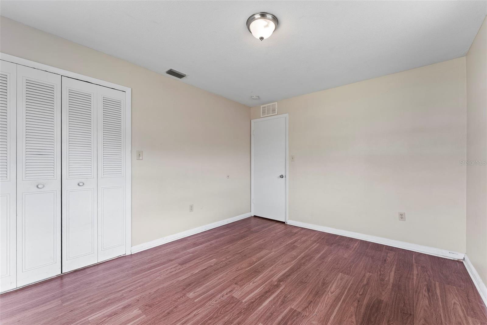 Image 18 of 25 For 2713 Greenfield Avenue