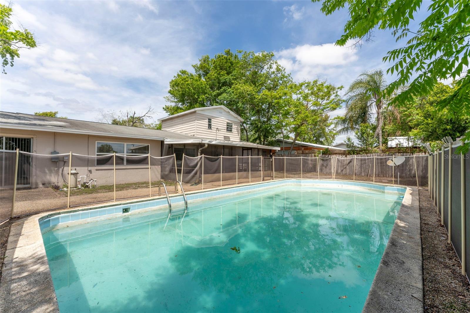 Image 4 of 25 For 2713 Greenfield Avenue