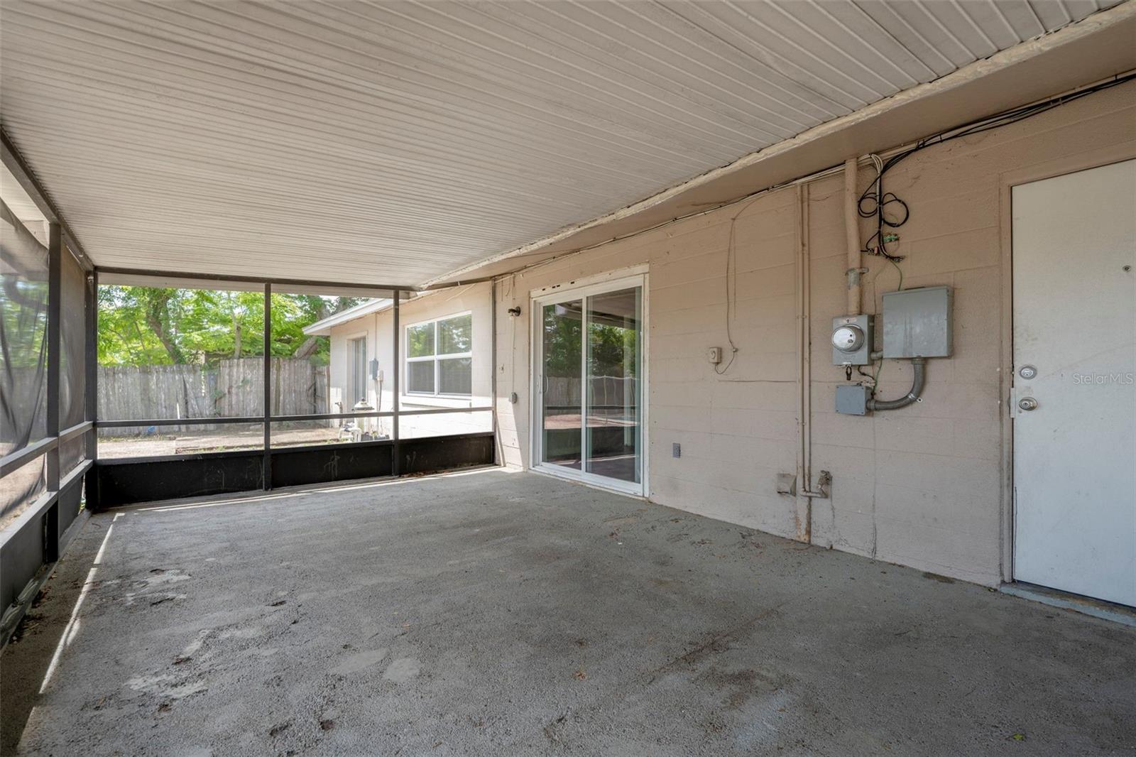 Image 7 of 25 For 2713 Greenfield Avenue