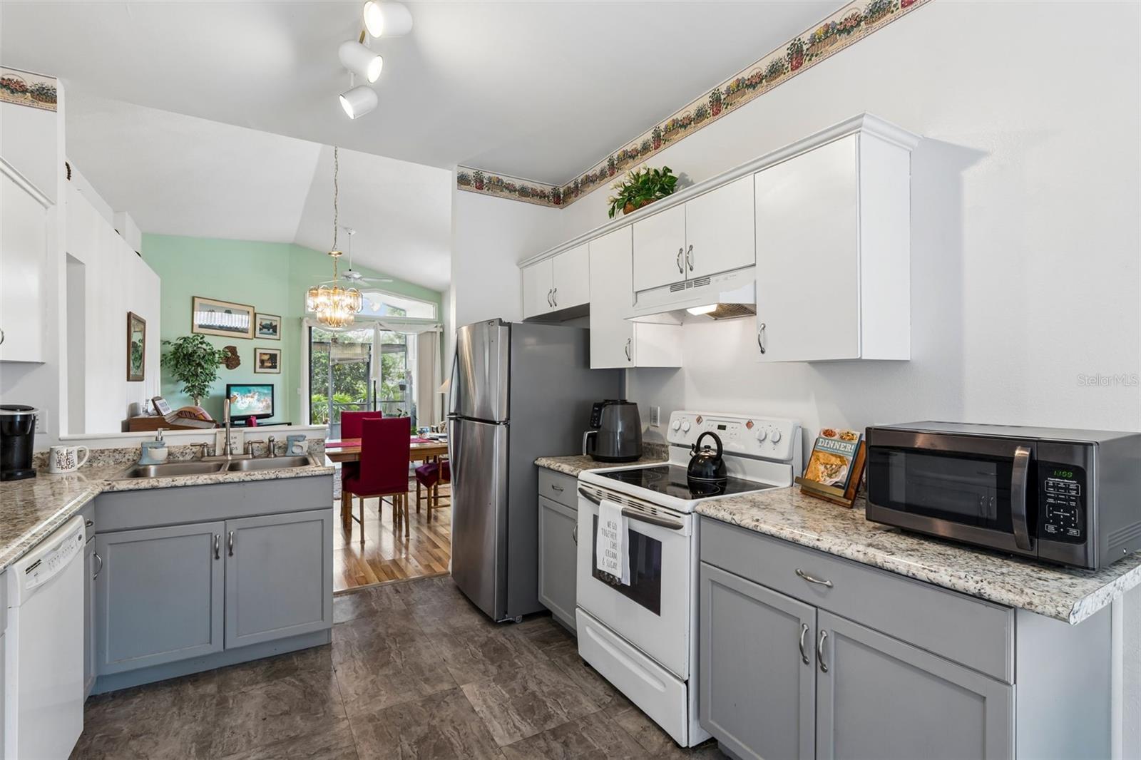 Image 25 of 95 For 145 Thornberry Drive