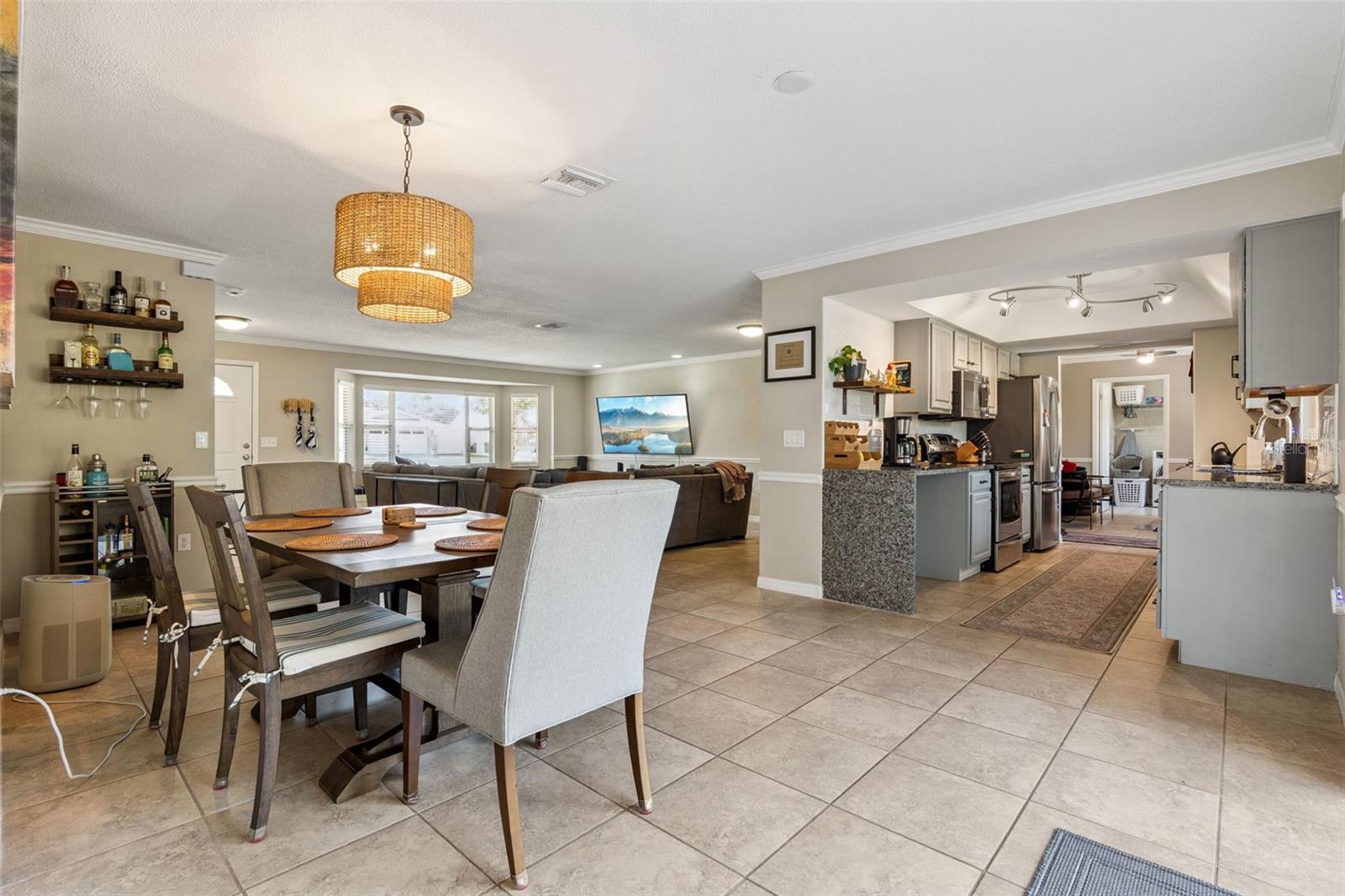 Image 11 of 36 For 522 Green Briar