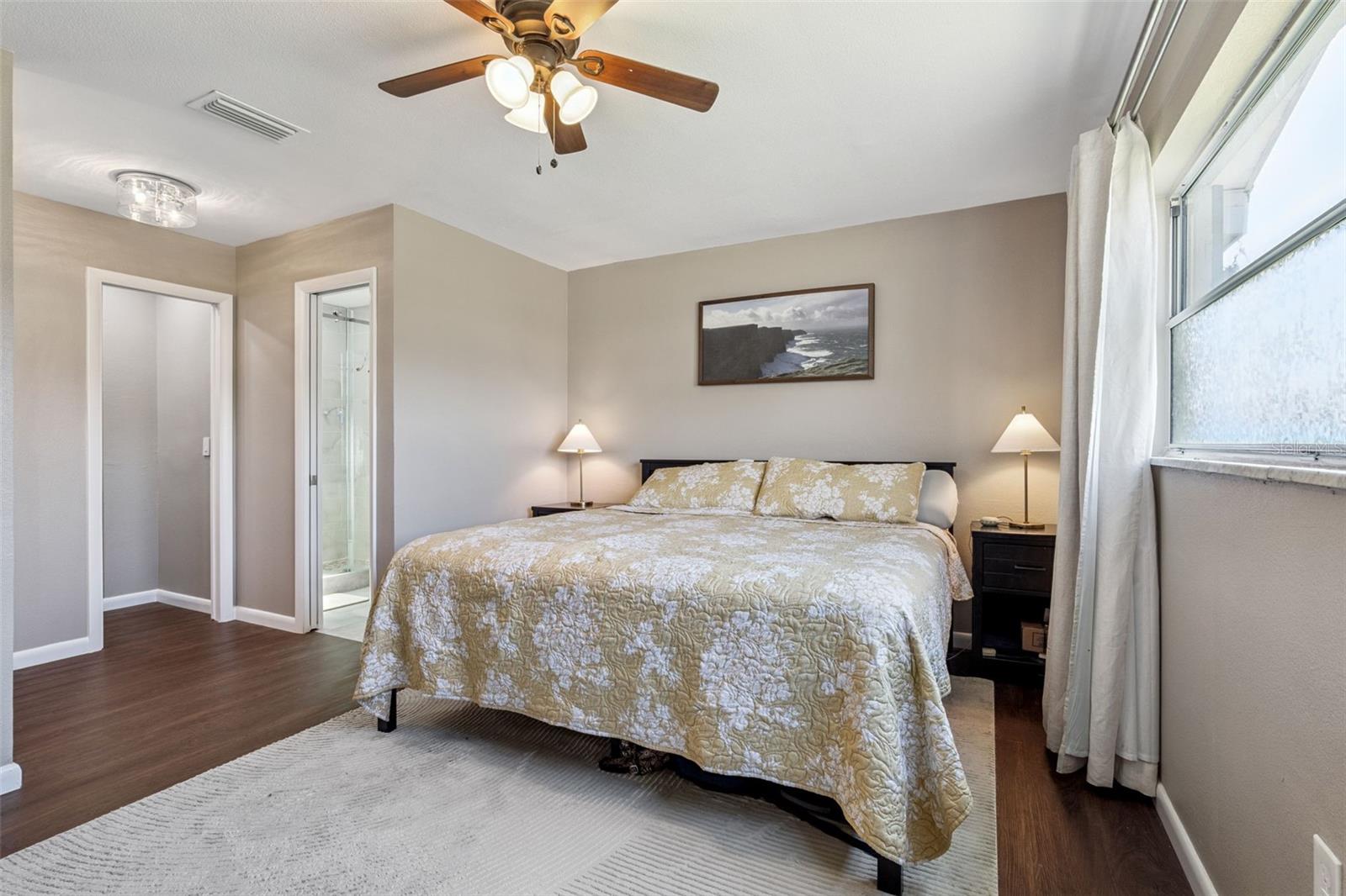 Image 19 of 36 For 522 Green Briar