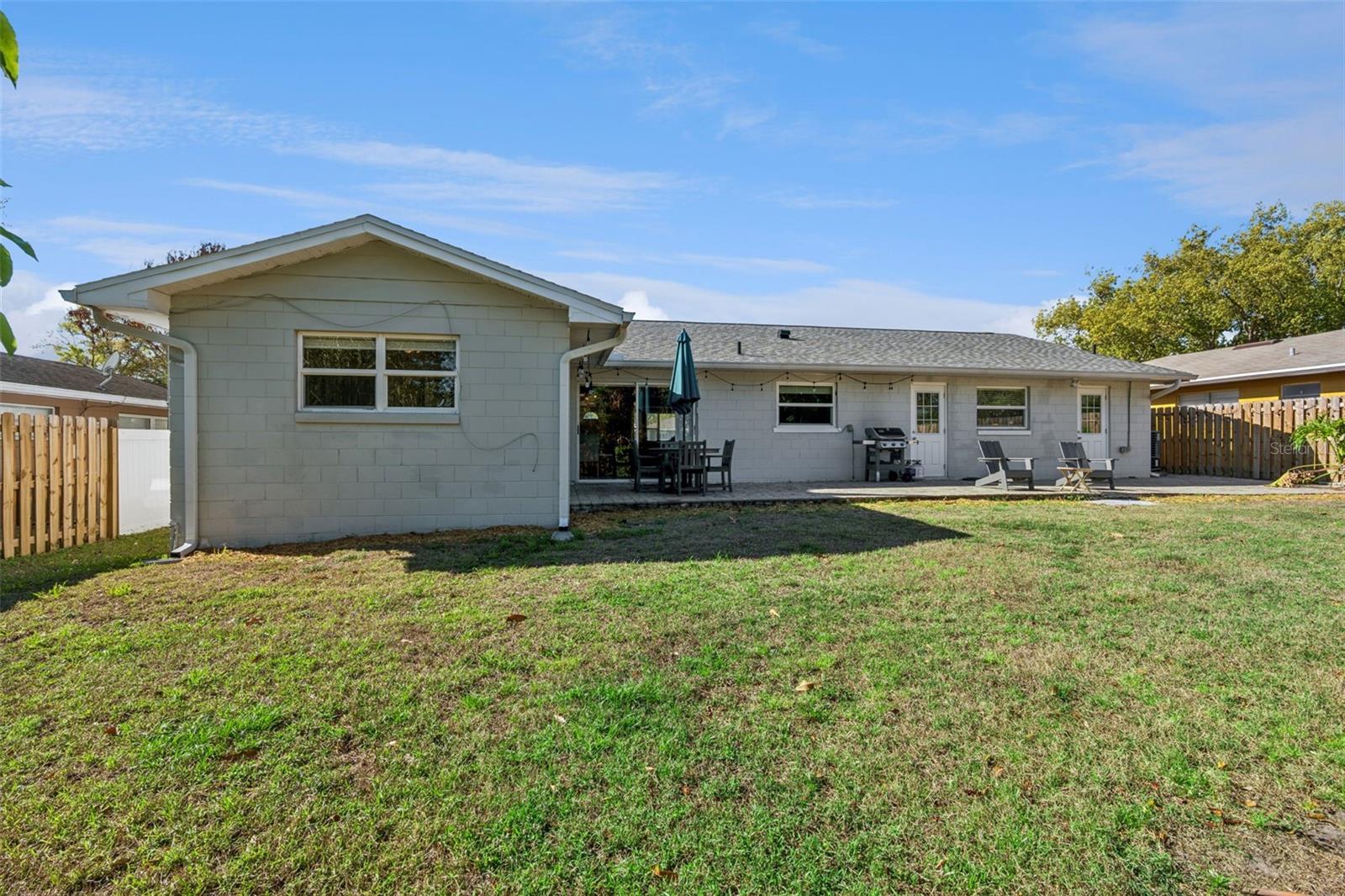 Image 25 of 36 For 522 Green Briar