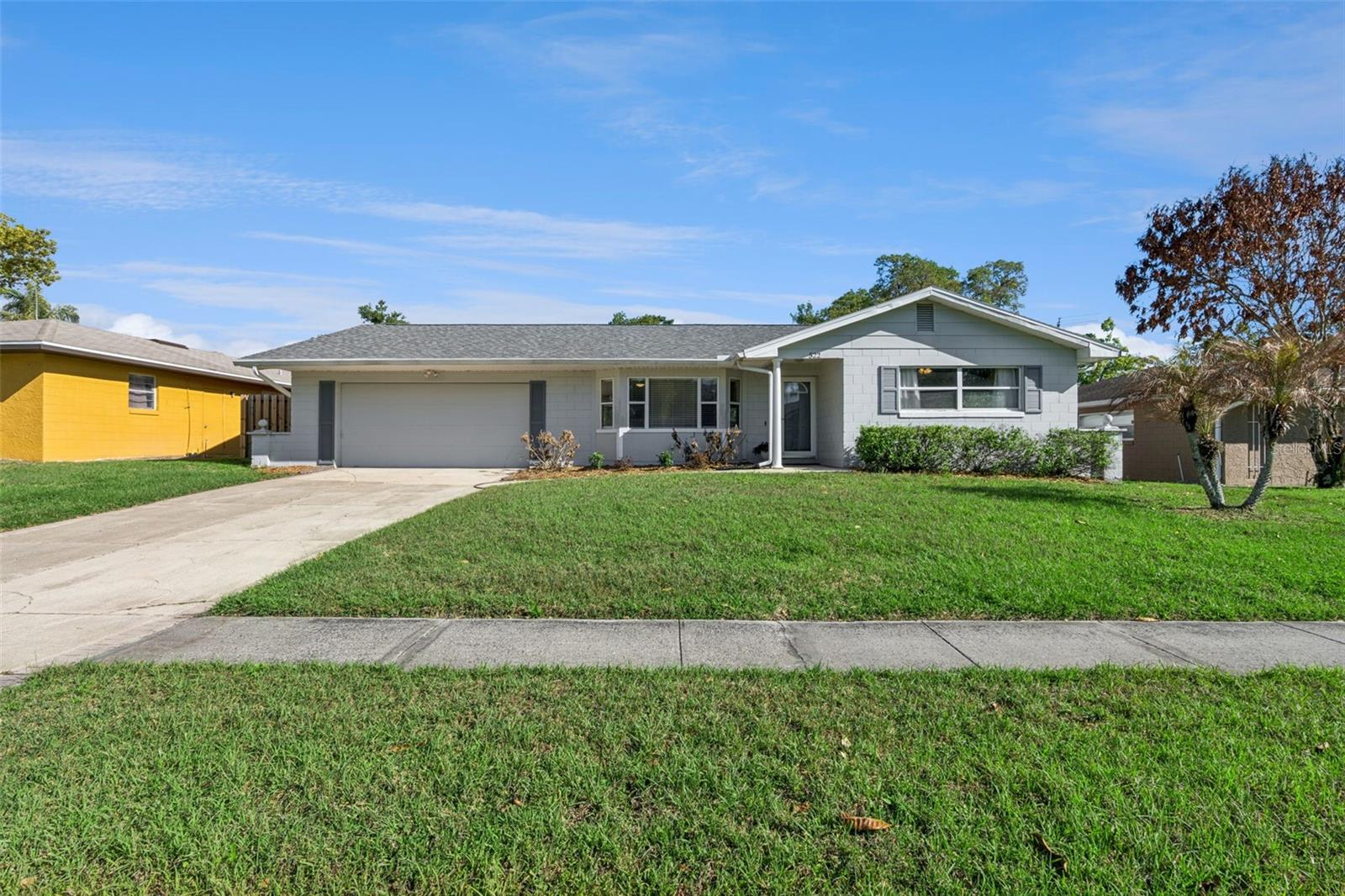 Image 6 of 36 For 522 Green Briar