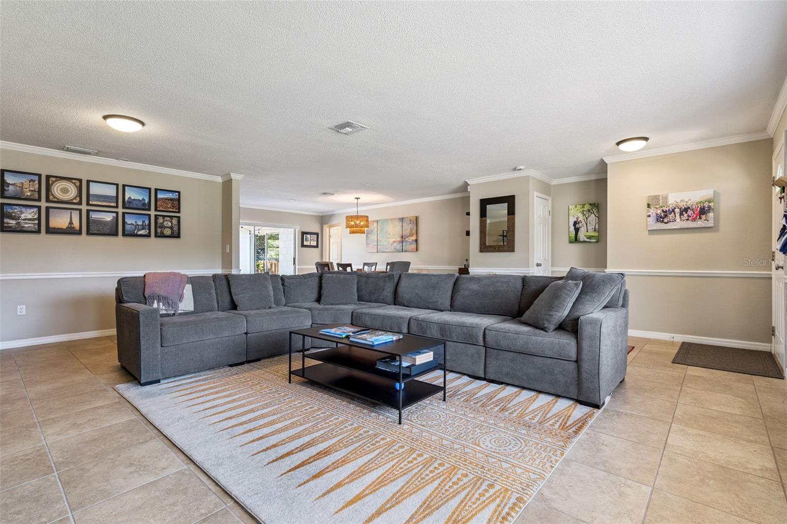 Image 8 of 36 For 522 Green Briar