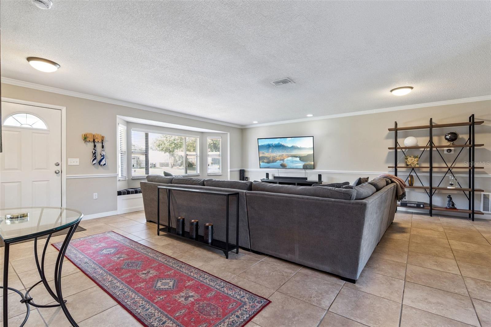 Image 9 of 36 For 522 Green Briar