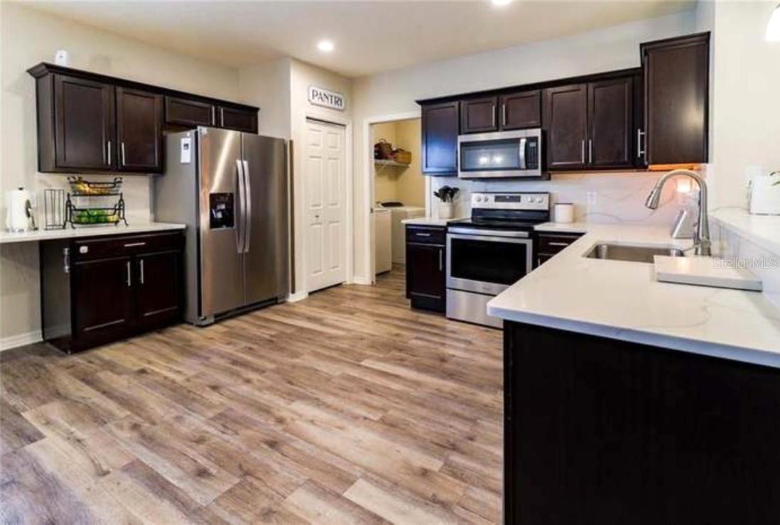 Image 10 of 44 For 2962 Harlow Avenue