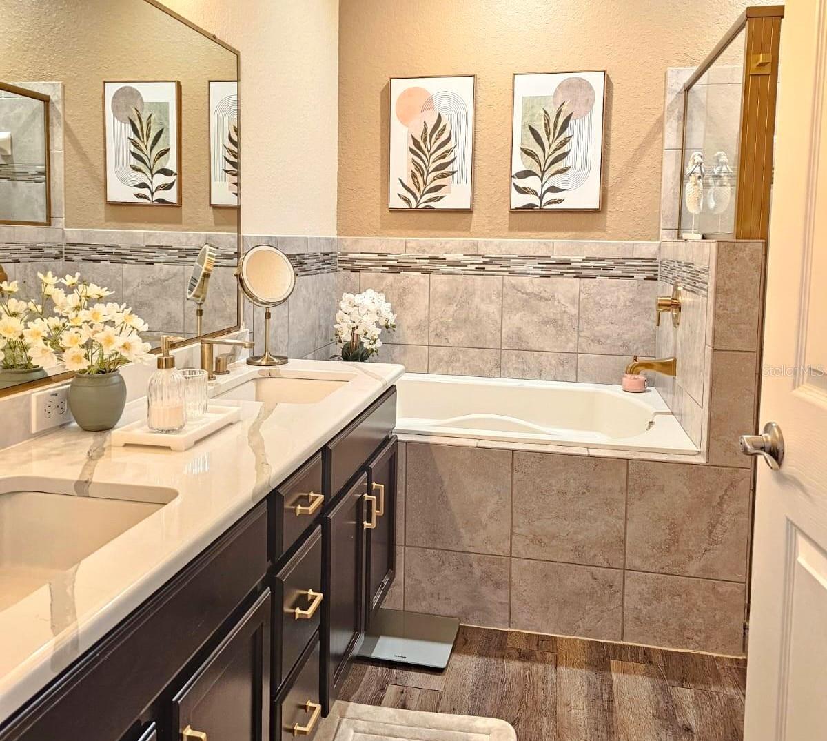 Image 16 of 44 For 2962 Harlow Avenue