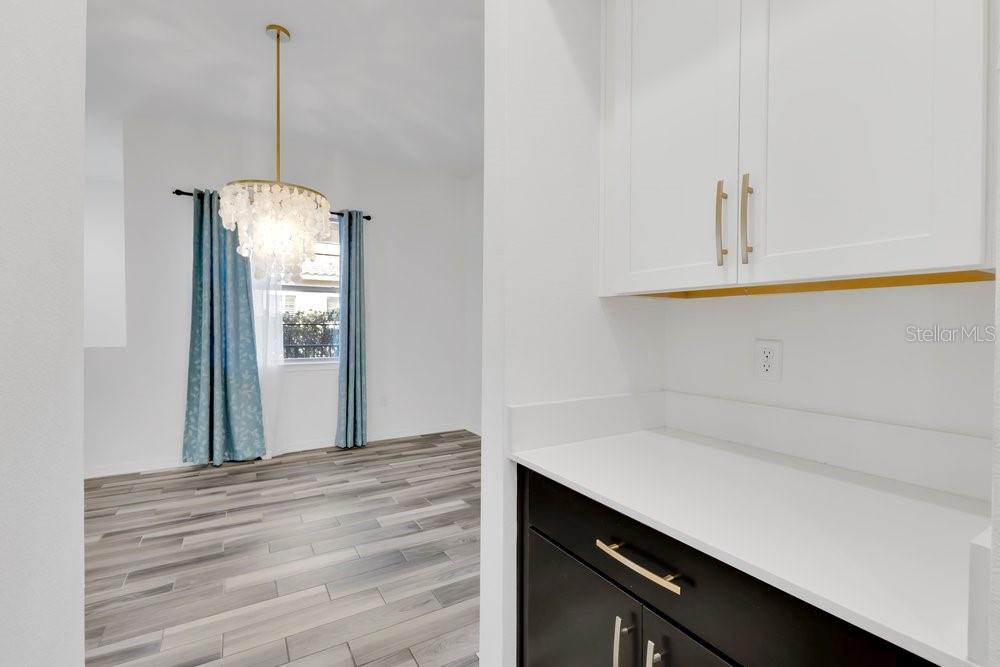 Image 13 of 43 For 10466 Siddington Drive