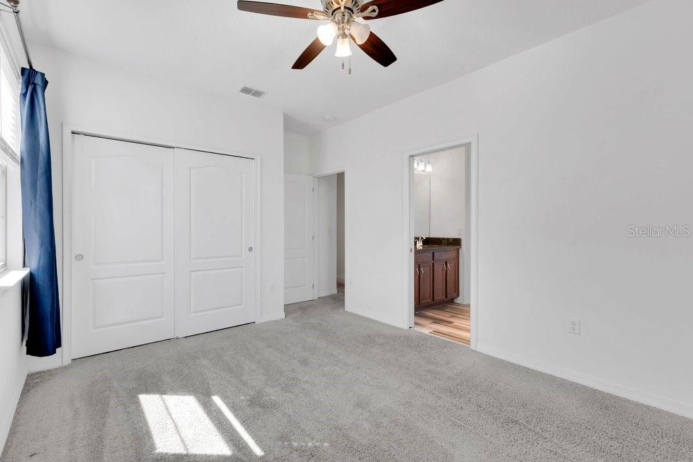 Image 24 of 43 For 10466 Siddington Drive