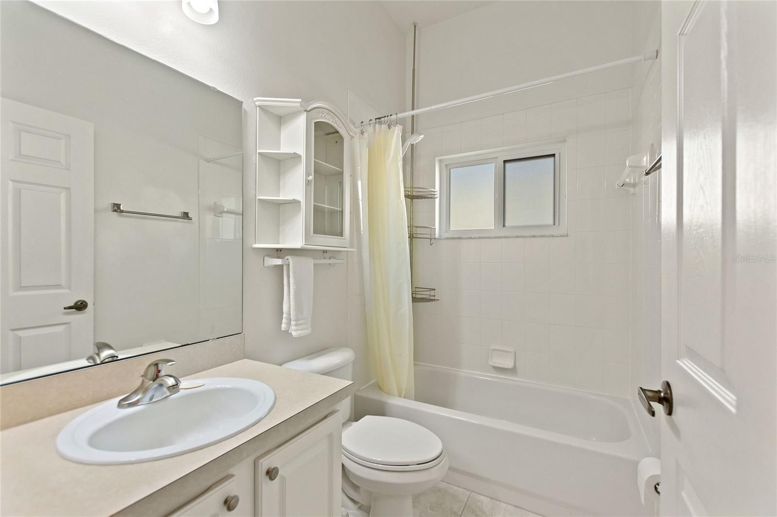 Image 14 of 27 For 6619 Imperial Oak Lane